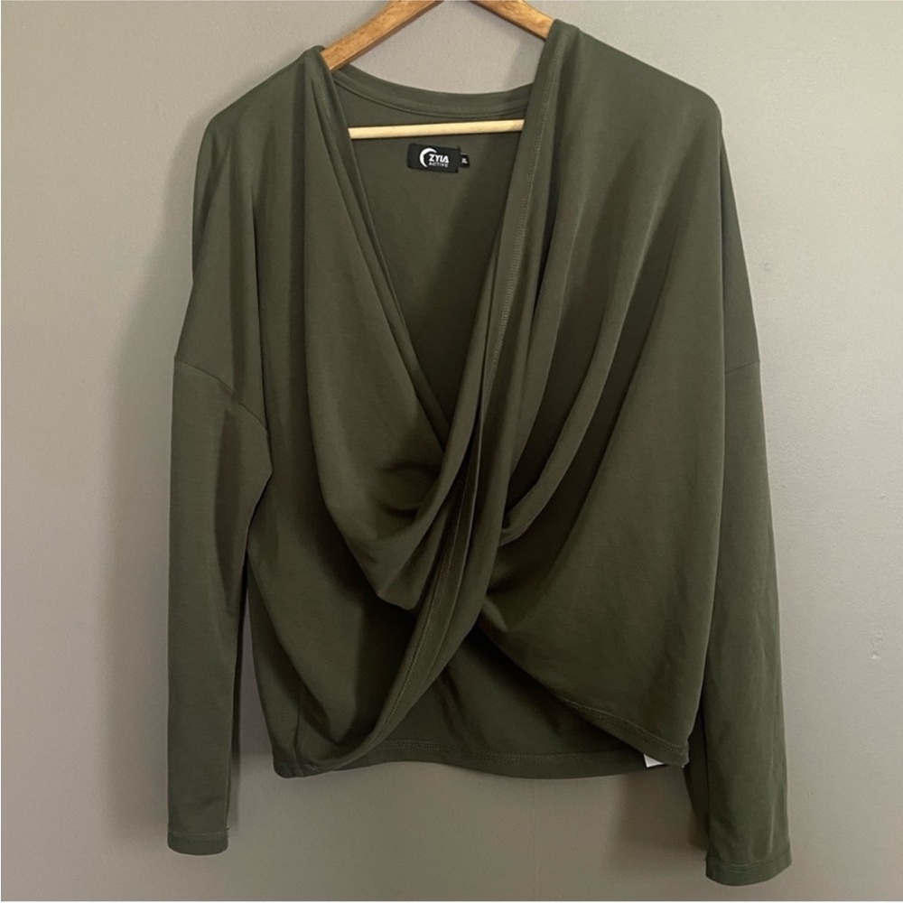 Zyia Army Cutsie Shawl Size XL - Picture 2 of 6